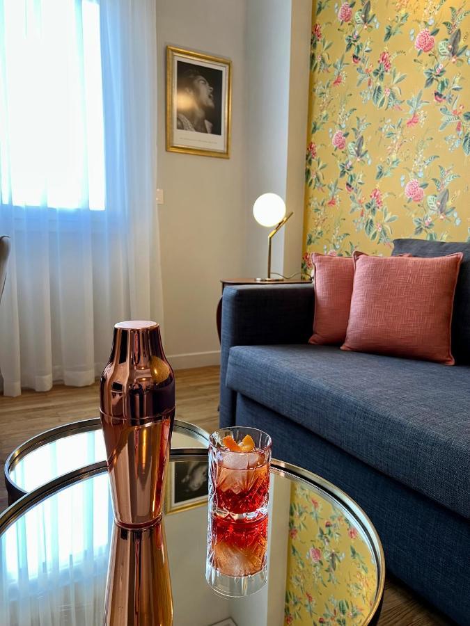 Mrs Holiday Apartment Atena Exterior foto