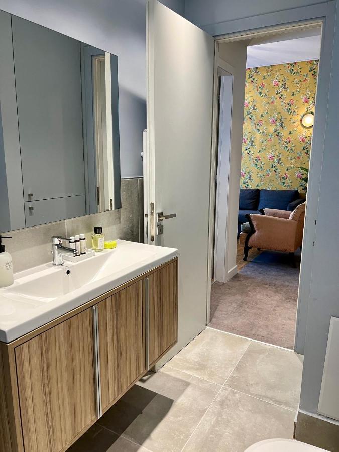 Mrs Holiday Apartment Atena Exterior foto